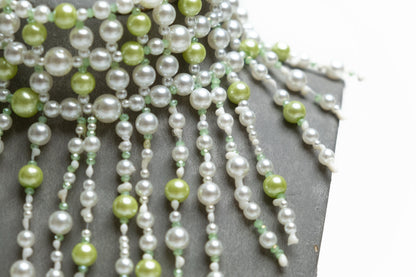 Retro chartrouse Pearl Choker