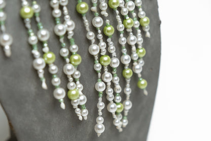 Retro chartrouse Pearl Choker