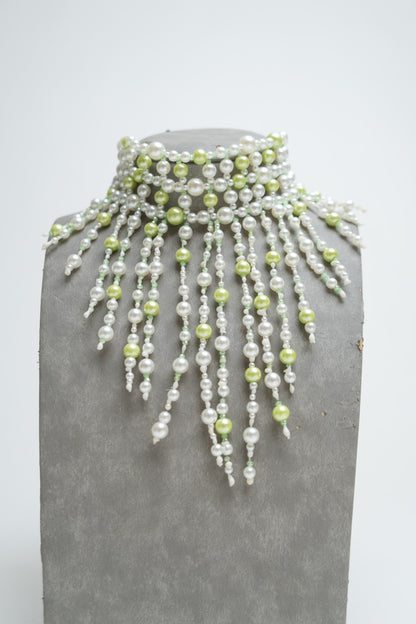 Retro chartrouse Pearl Choker